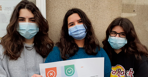 WE ‘R’ THE WORLD GUIDE – We R the World